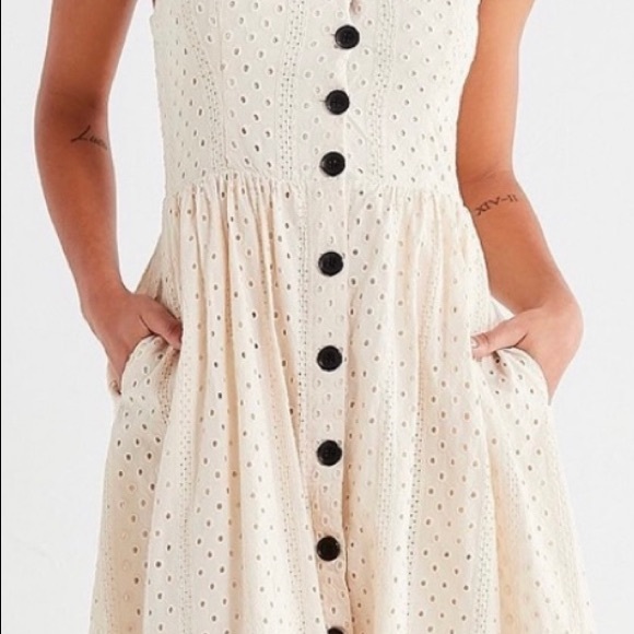Urban Outfitters Dresses & Skirts - URBAN OUTFITTER BUTTON DOWN DRESS
